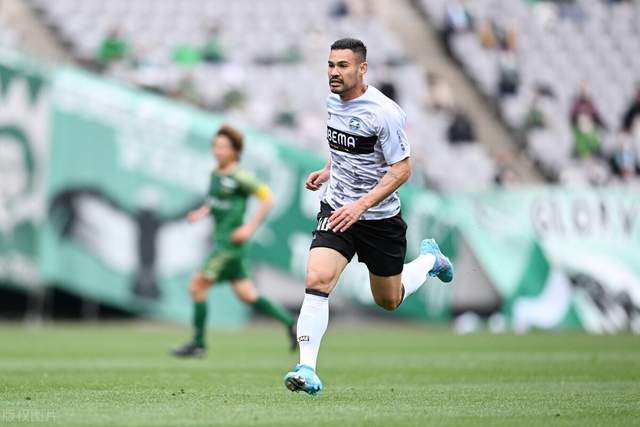 AI分析富山胜利对战横滨FC：两方主胜预测，DeepSeek看好客场反击